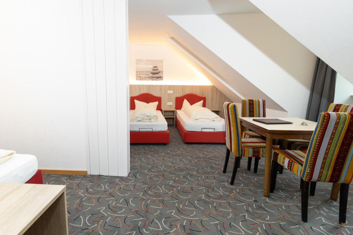 לינדאו Hotel Garni Brugger חדר תמונה